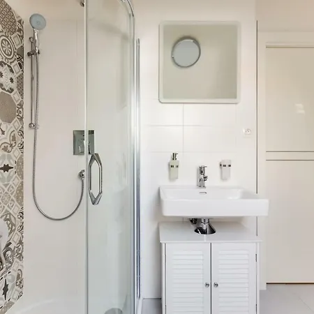 Brand New Luxury Penthouse *